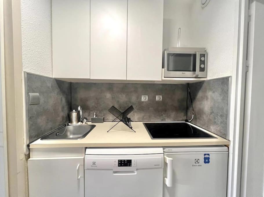 Appartement Port De Hyeres 4 Personnes Экстерьер фото